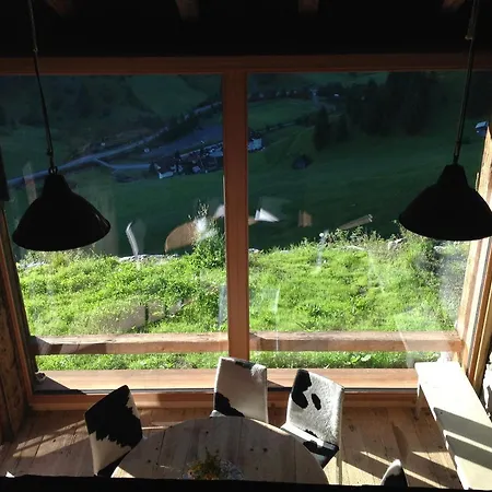 Oegghof 221 Tatil Evi *